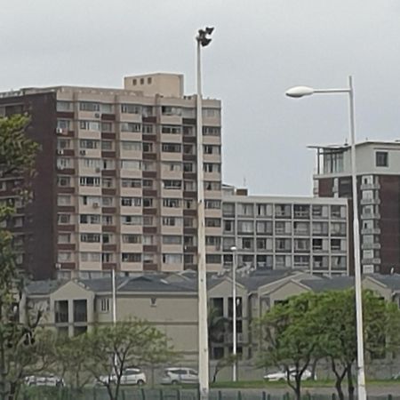Summersands Durban North Beach Экстерьер фото