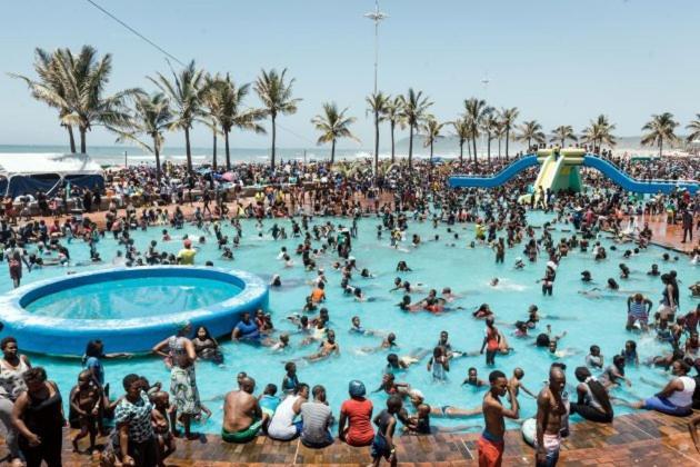 Summersands Durban North Beach Экстерьер фото
