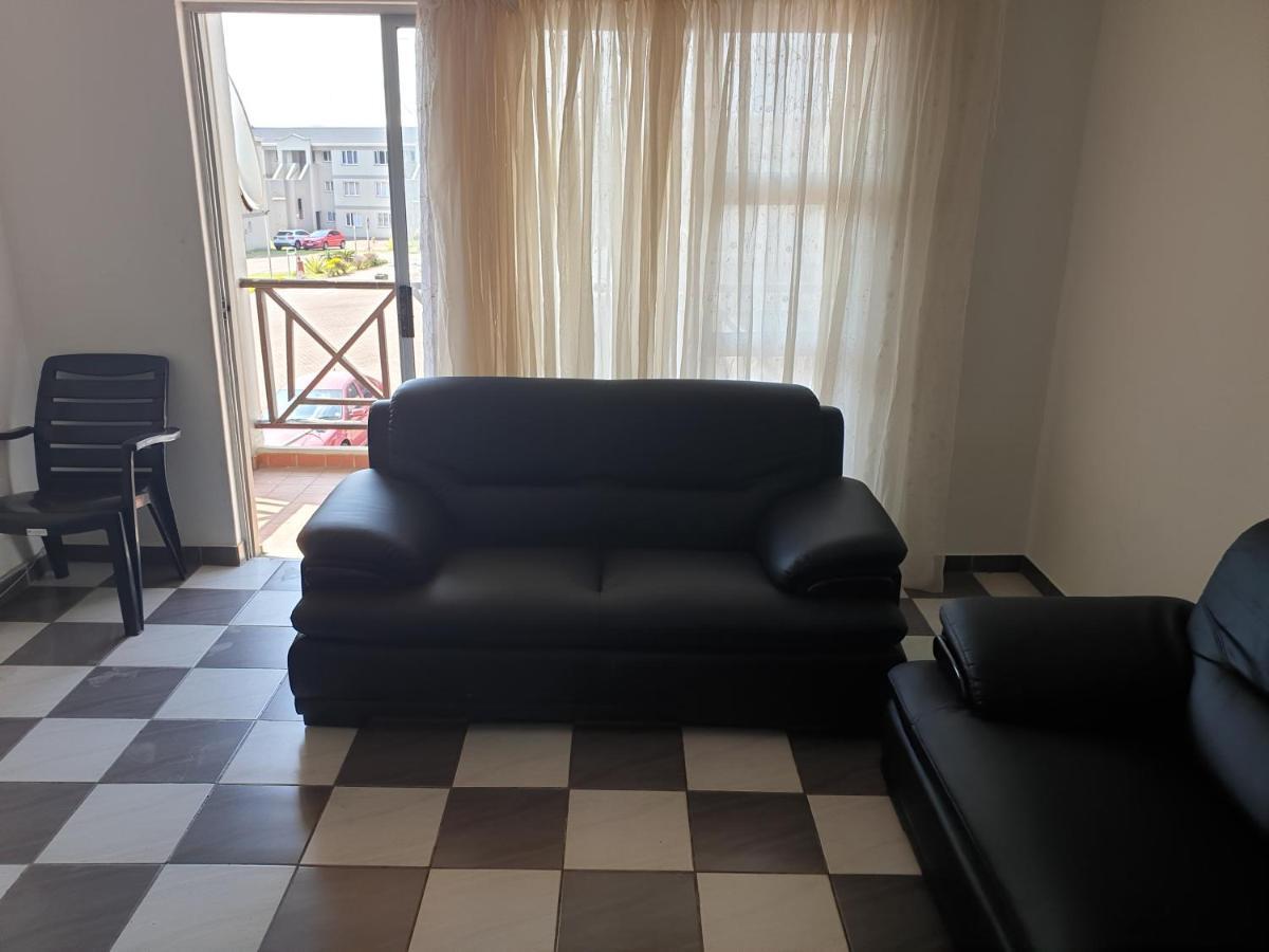 Summersands Durban North Beach Экстерьер фото
